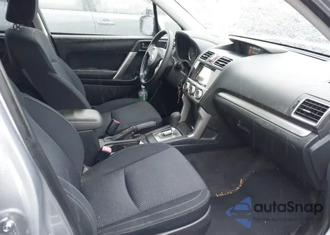 2016 Subaru Forester 2.5I Premium z USA, uszkodzony, nr VIN JF2SJADC4GH536298